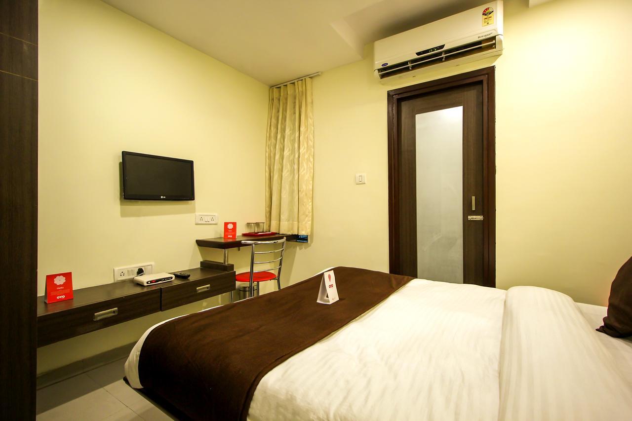 فَدودارا New Rajdhani Hotel المظهر الخارجي الصورة